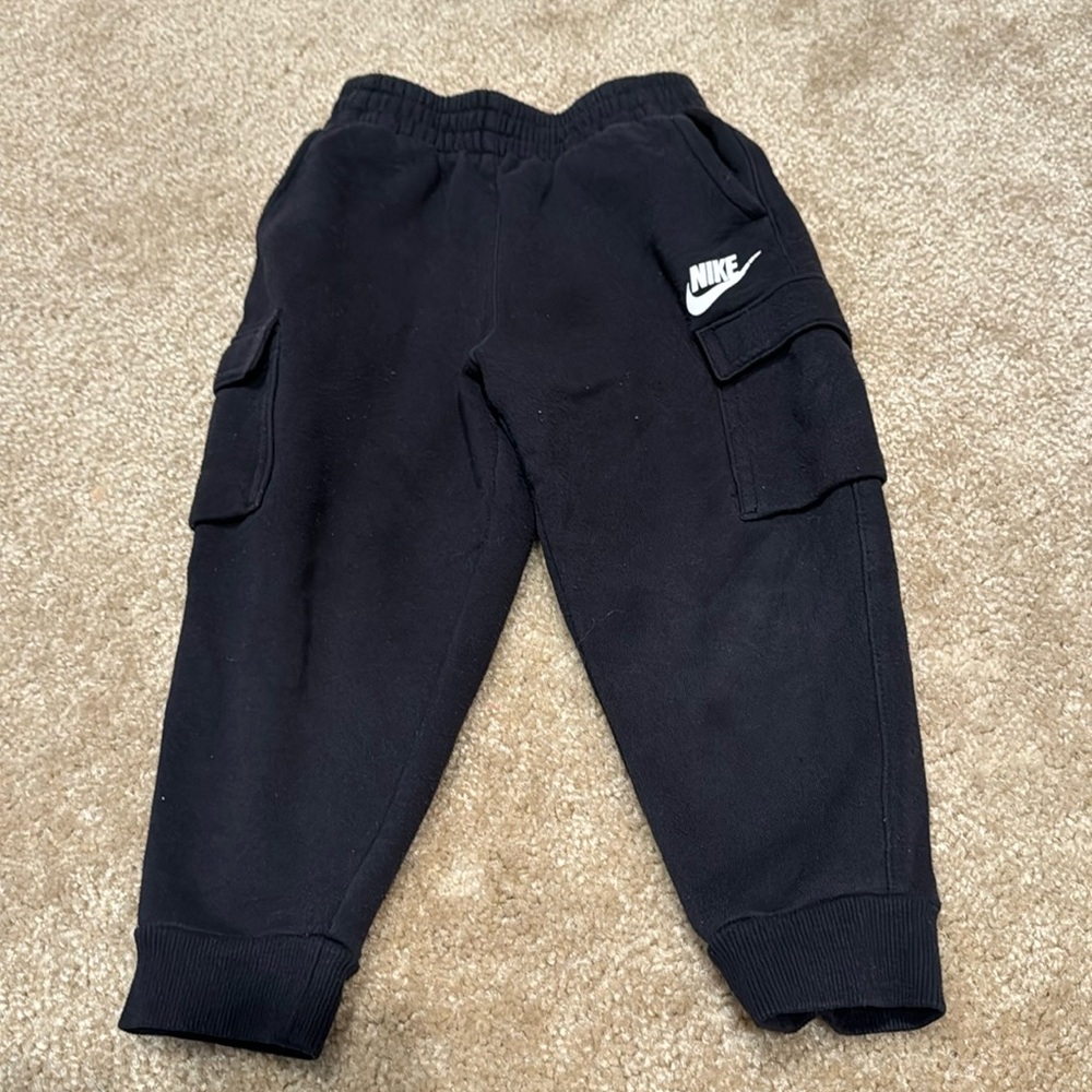 Nike 4T little boy’s pants